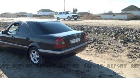 Neftçalada 13 kəndi birləşdirən yol keçilməz hala düşüb Neftçalada 13 kəndi birləşdirən yol keçilməz hala düşüb